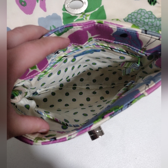 Vera Bradley Handbag in Sateen - Picture 4 of 5